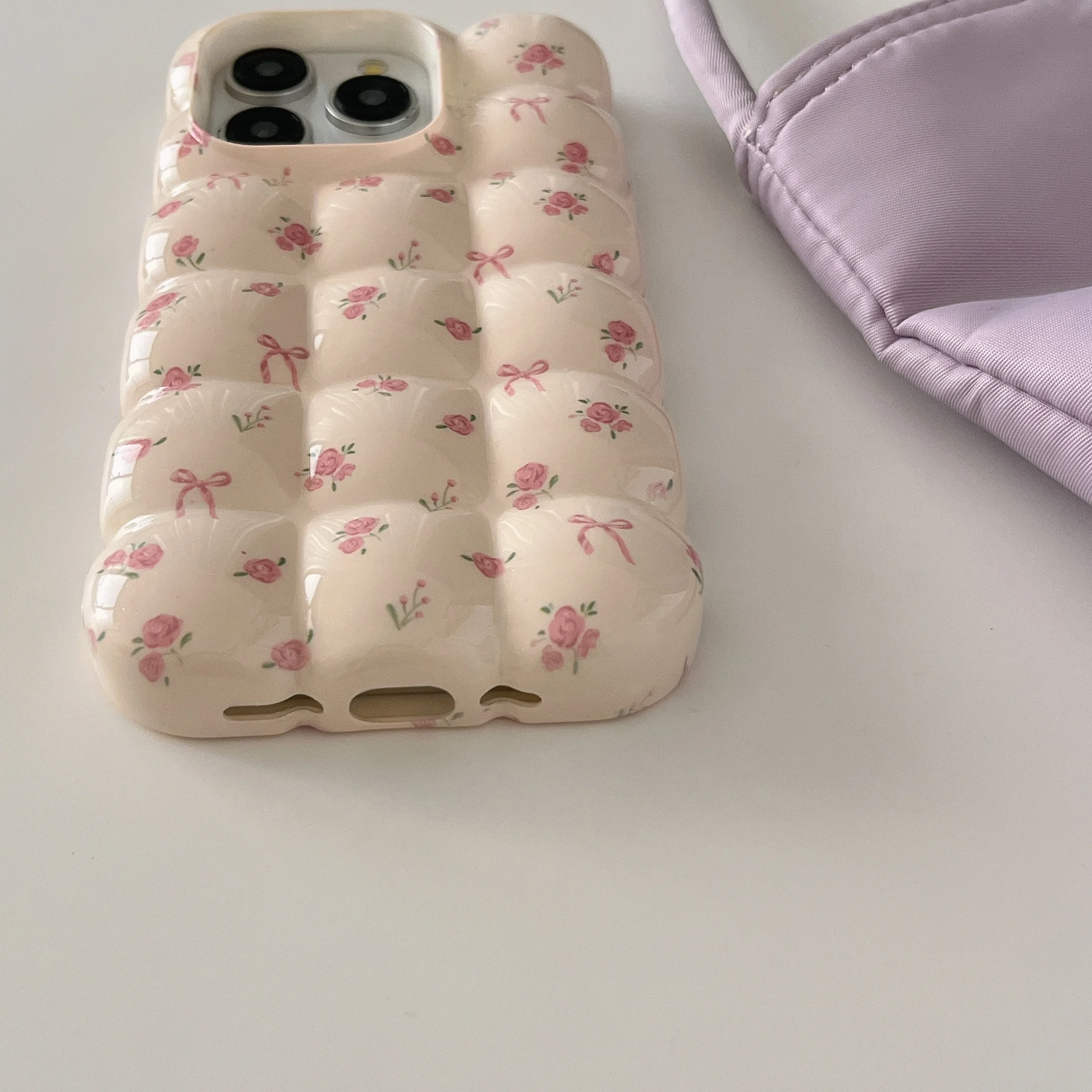 Lovely INS Vintage Flower Prints Egg Puffs Shape Cute Phone Case