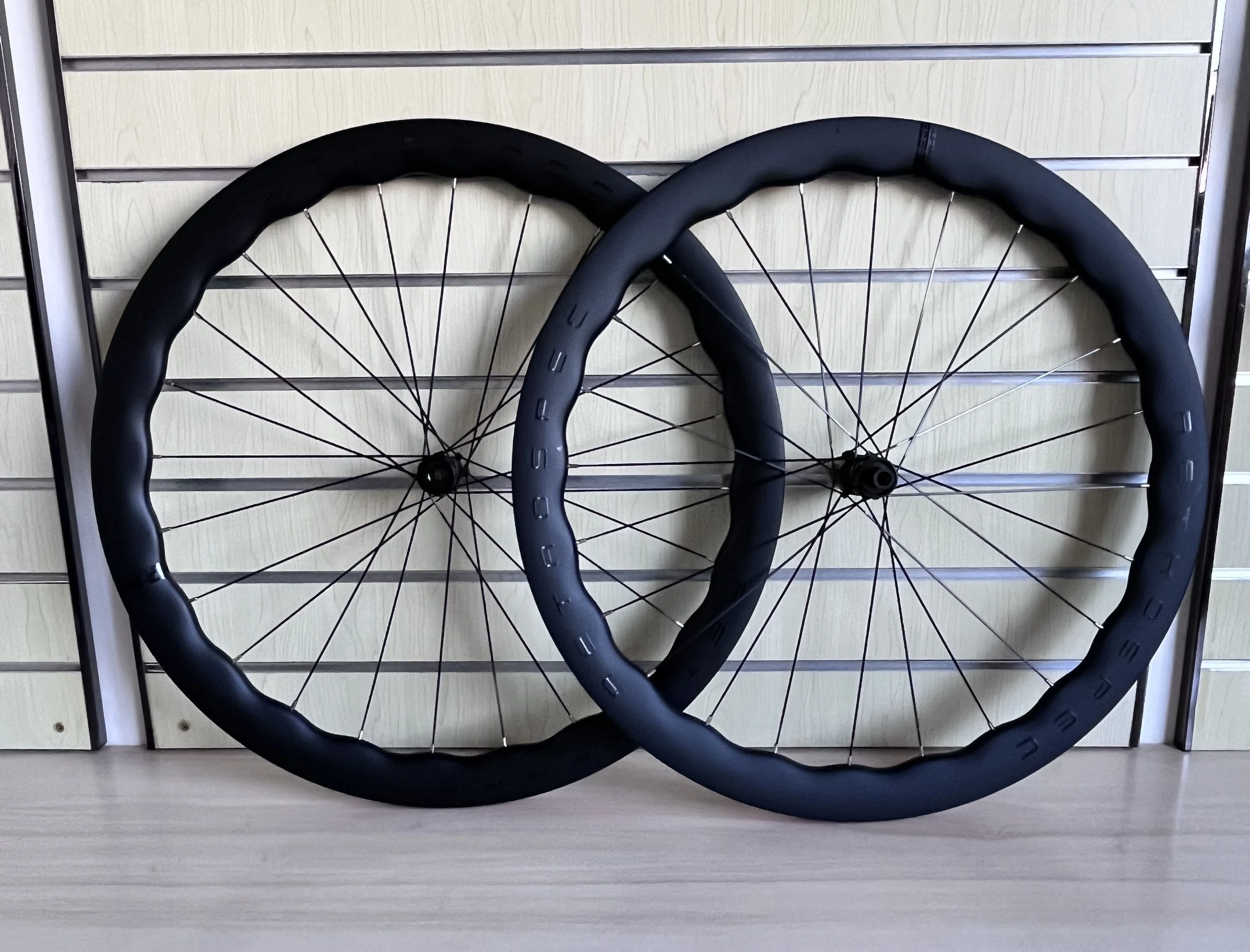 700C 60T Ratcher 6560 carbone vélo route roues disque moyeu