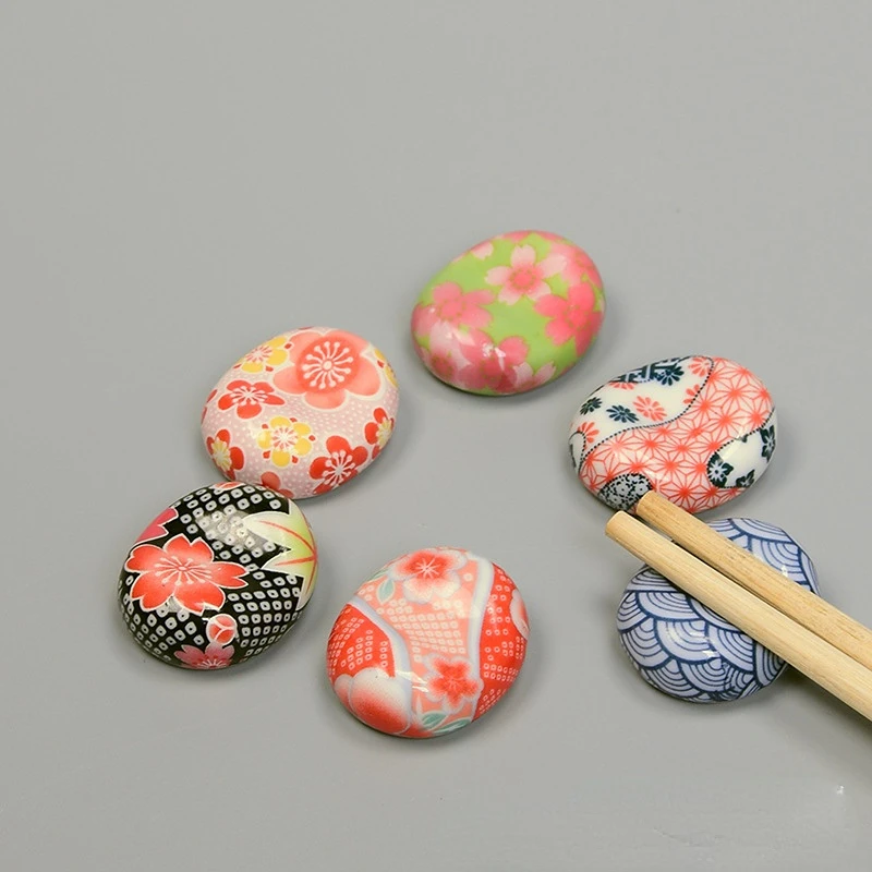 

6 Styles Cute Round Japanese Ceramic Decorative Chopsticks Rack Spoon Fork Rack Creative Catering Tools