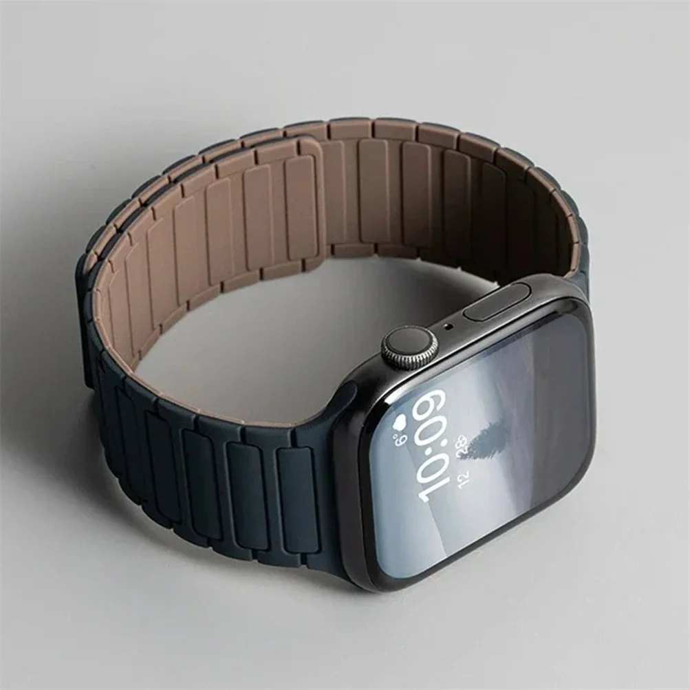 Magnetic Silicone Strap for Smartwatches - Stylish and Durable Design