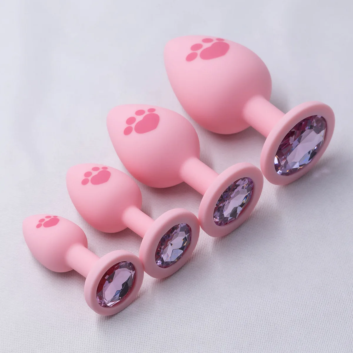 HeartCaptor Silicone Anal Plug Set 4 Sizes Cat Paw Crystal Base Pink - Details 9