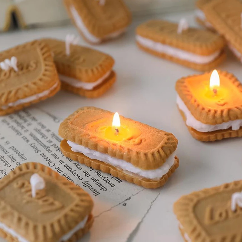 Cute Simulation Sandwich Biscuit Scented Candles Soy Wax Candles Creative Home Decorations Aromatherapy Fragrance Souvenir Gifts