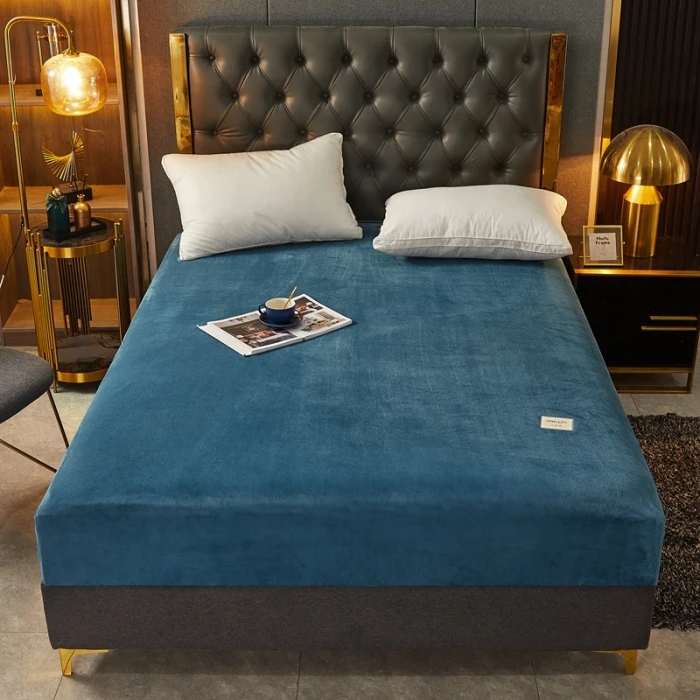 Mattress Cover Simple Solid Color Fitted Sheet Nordic Mattress Cover Plush Bed Sheet Winter Warm Elastic Soft Bed With Elastic Band