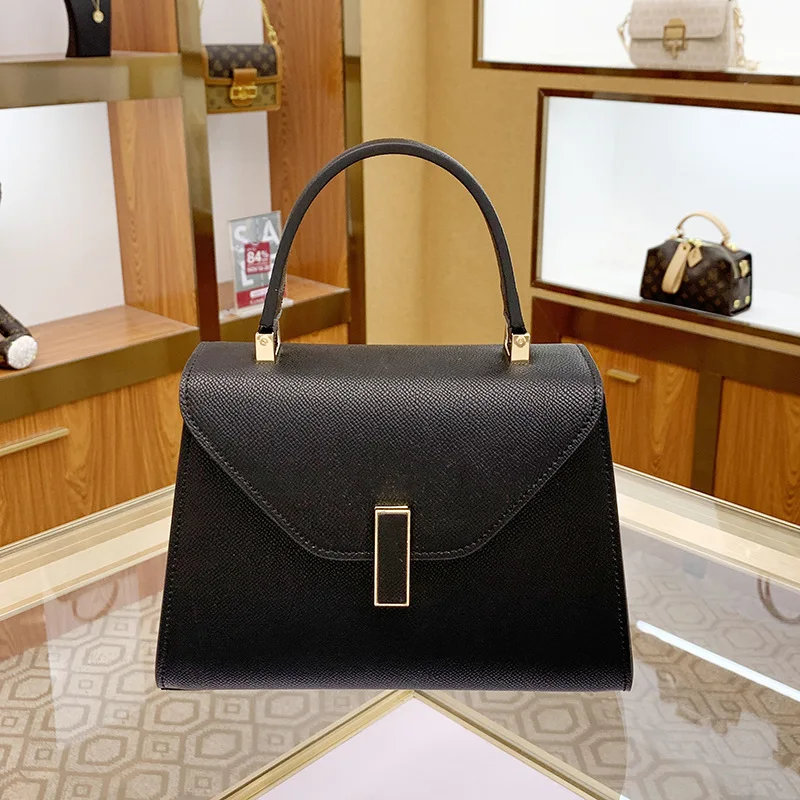 

2023 New Women's Solid Color Handbags High Quality 100% Genuine Leather Shoulder Messenger Bags Fashion Women Purse and Handbags