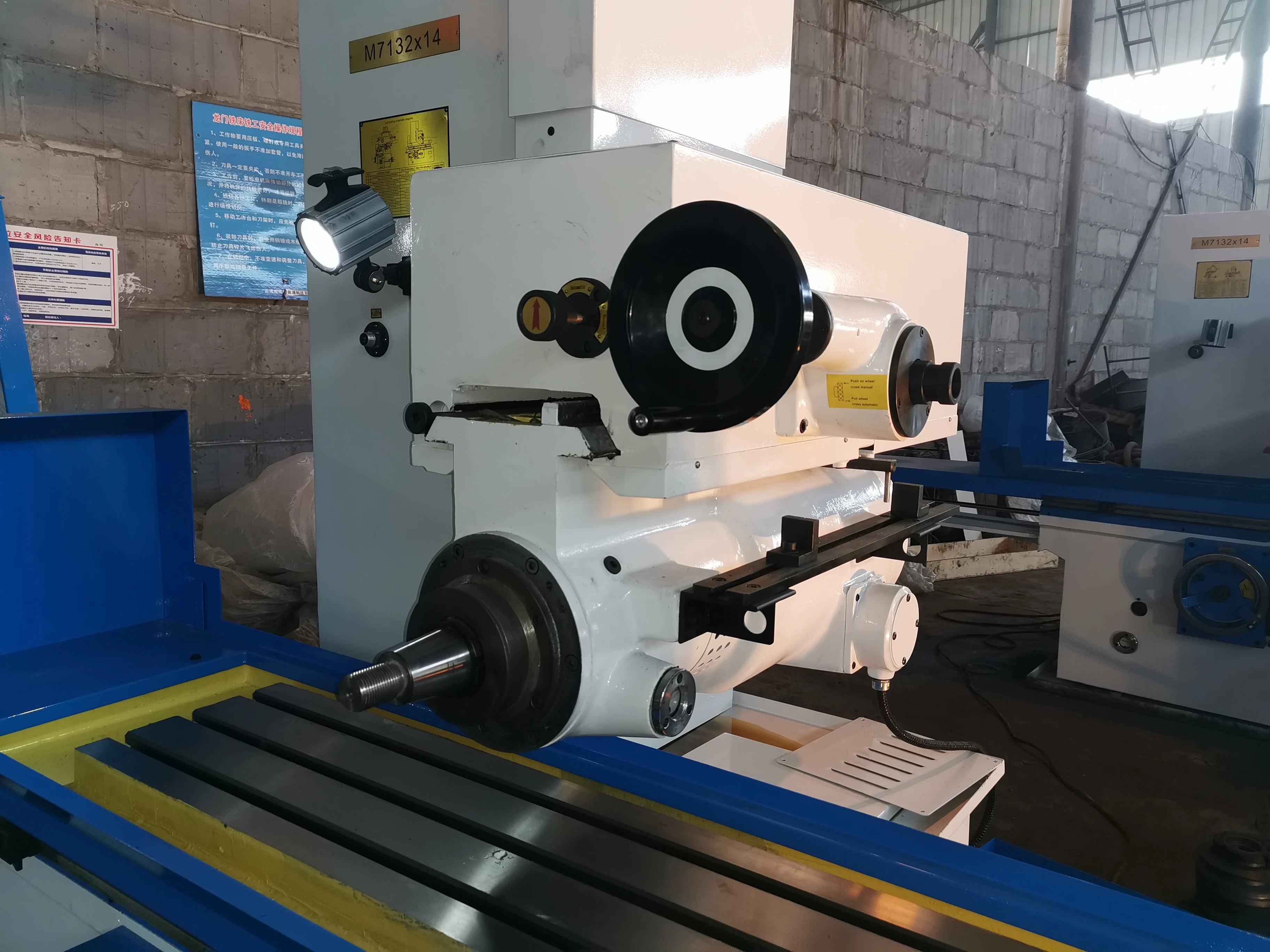normal M7132 China bench top surface grinder machine for metal grinding work 5