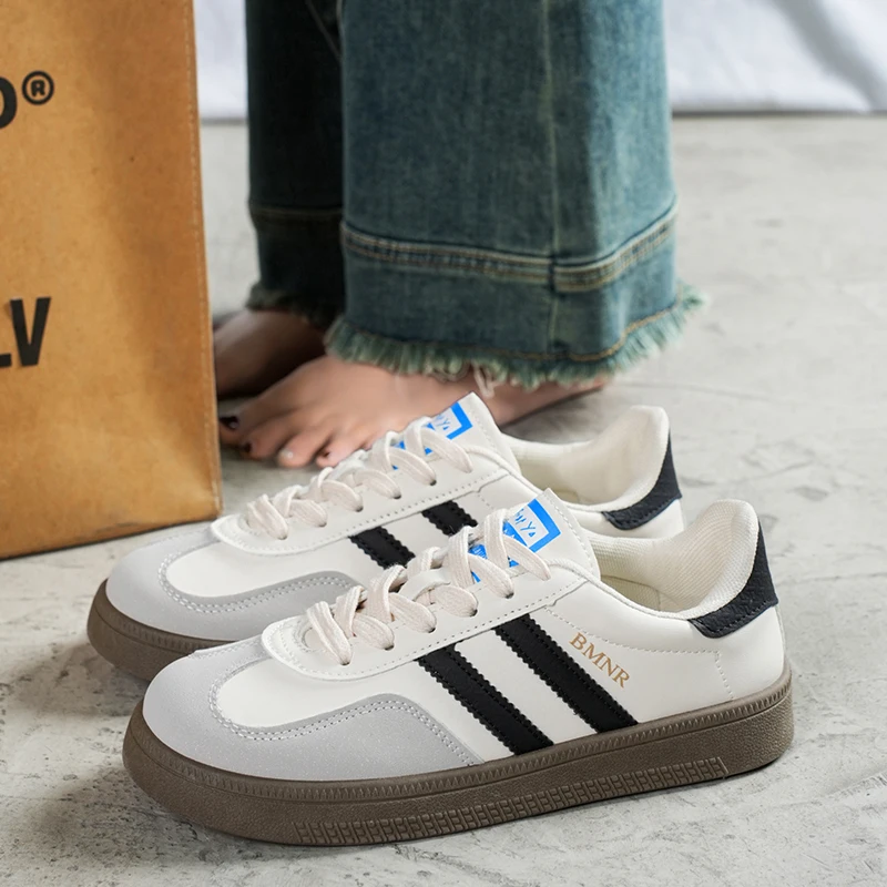 Casual Women Running Shoes Versatile, Breathable, Elevated Sports and Casual Walking Board Shoes Blue Pink White 35-40