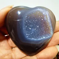 Natural Stone Crystal Agate Cluster Geode Heart Crystal Yoga Exercise Energy Healing Feng Shui Crystal Room Decor 2
