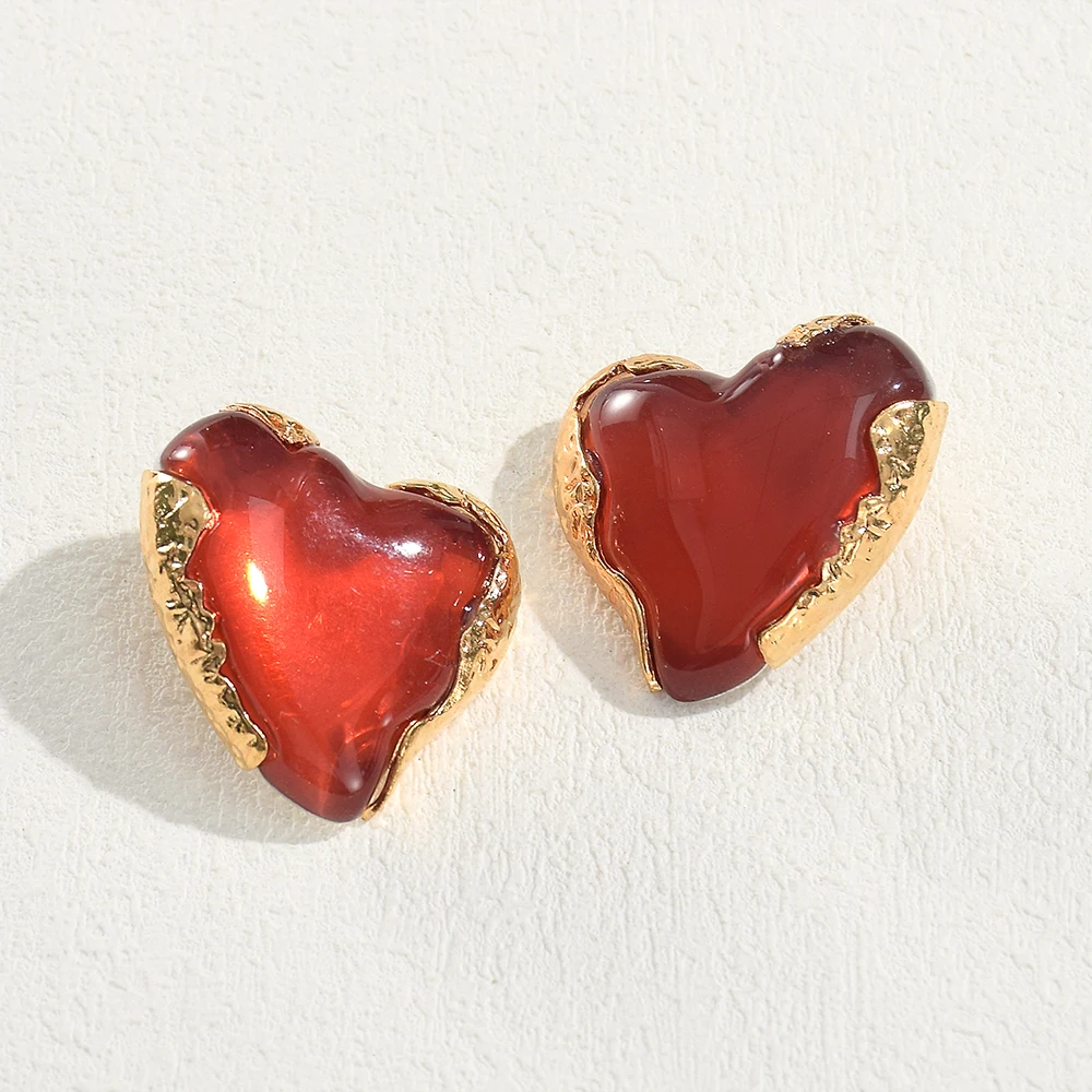 Trend Red Heart Acrylic Gem Stud Earrings for Women Girls Vintage Baroque Geometric Love Earrings Statement Party Jewelry