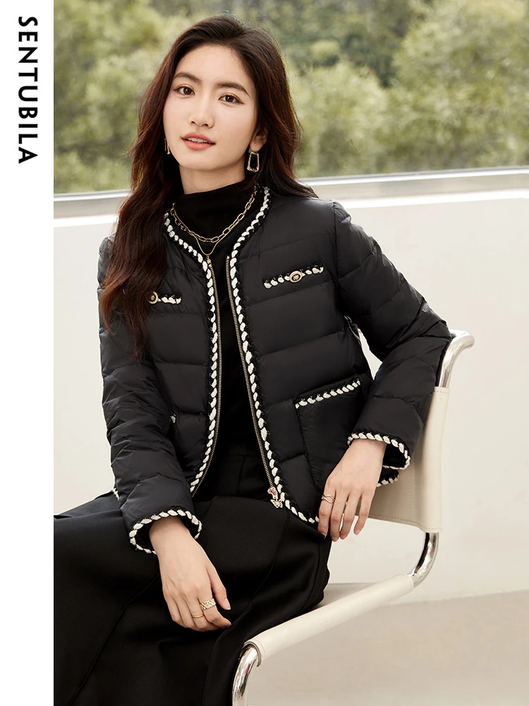 SENTUBILA Women's Short Duck Down Coat 2023 Autumn Winter Crew Neck Fashion Simple Zipper Puffer Jacket Office Ladies W34Y49693