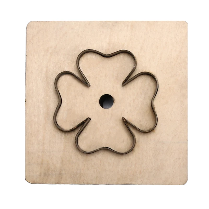 Hand-made diy tools for leather, vegetable tanned leaves, maple leaves, ginkgo four-leaf clover knives, template