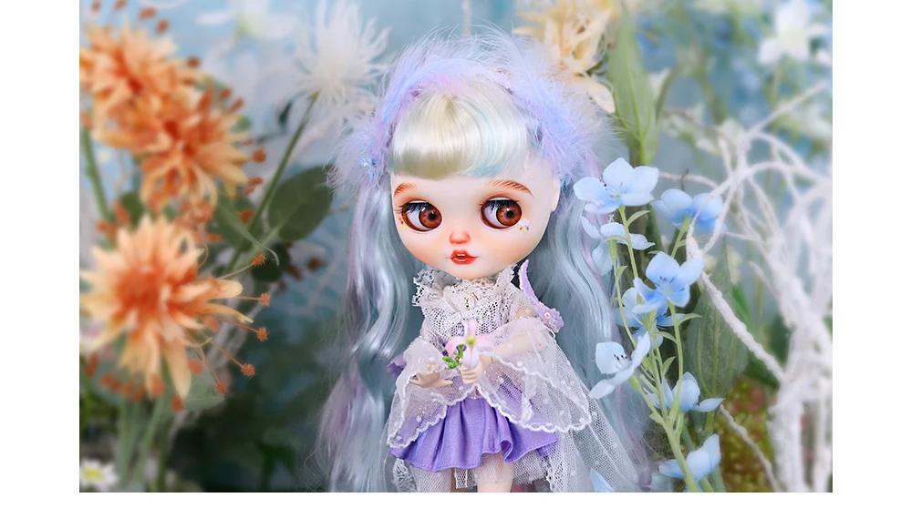 Neo Blythe Doll Classic Net Dress with Headband & Stockings 3