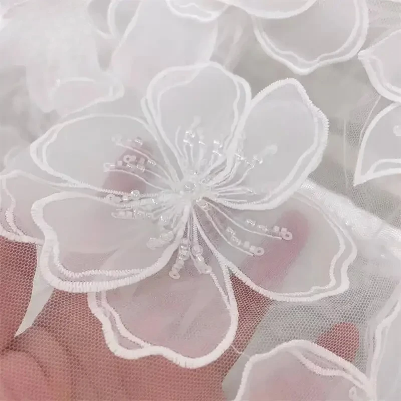 흰색 큰 꽃 비즈 스팽글 웨딩 드레스 레이스 원단. 3D 자수 아플리케 아름다운 신부 장식 액세서리
