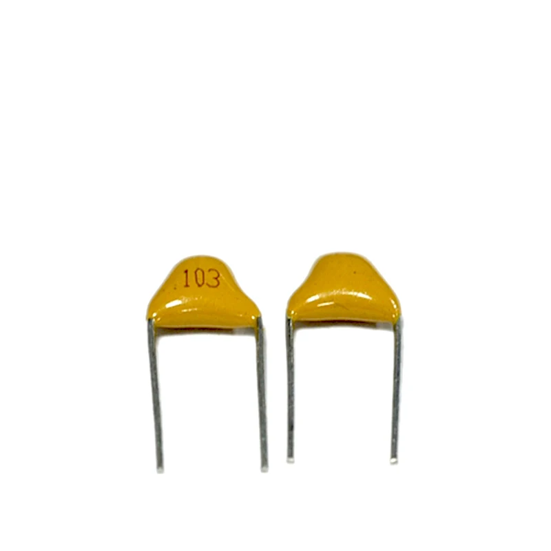 100pcs Multilayer ceramic capacitor 50V (100~106) 10pF~10uF 102 103 104 105 39 820pF 1 22 33 47 56 68 100 nF 0.01 0.1 uF P5.08mm