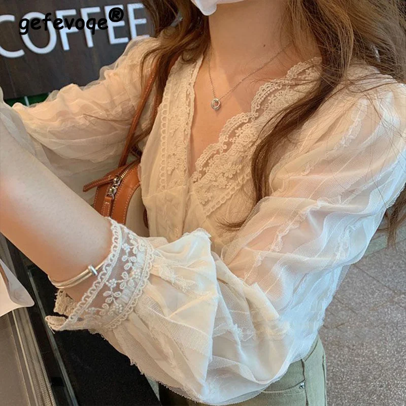 

Spring Summer V-neck Elegant Fashion Lace Patchwork Blouse Women Long Sleeve Casual All-match Pullover Top Ladies Sweet Shirt
