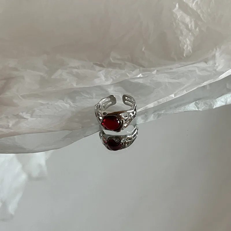 Fashion Rings Vintage Silver Color Red Oval Ring for Women Trendy Elegant Irregular Natural Stone Luxury Ring Woman Y2K Aesthetic Jewelry Gift