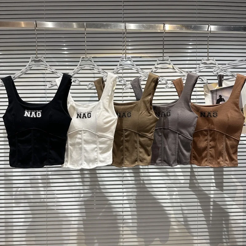 

Женский топ без рукавов, Приталенный жилет с квадратным вырезом и надписью, GH656, Летний сезон 2024