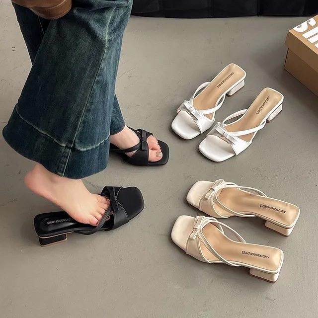 Chaussons pour femmes mode en plein air sandales décontractées doux arc femmes sandales vacances d'été plage pantoufles pour femmes Chaussons Femme 1