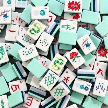 Four-Layer Green Acrylic 160 European/American Mahjong Tiles Mini Portable Travel Mahjong Set for Family Leisure Game 1