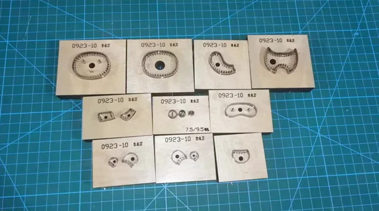 수제 DIY 나이프 다이 맞춤형 작은 너구리 펜던트 키체인 펜던트 나이프 다이 가죽 공예 도구