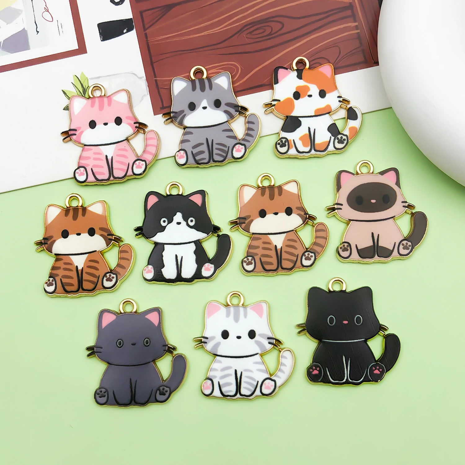 10pcs 23*24mm Enamel Cute Cartoon Cat Charms Alloy Animal Pendants for DIY Bracelet Necklace Earrings Jewelry Making Accessories