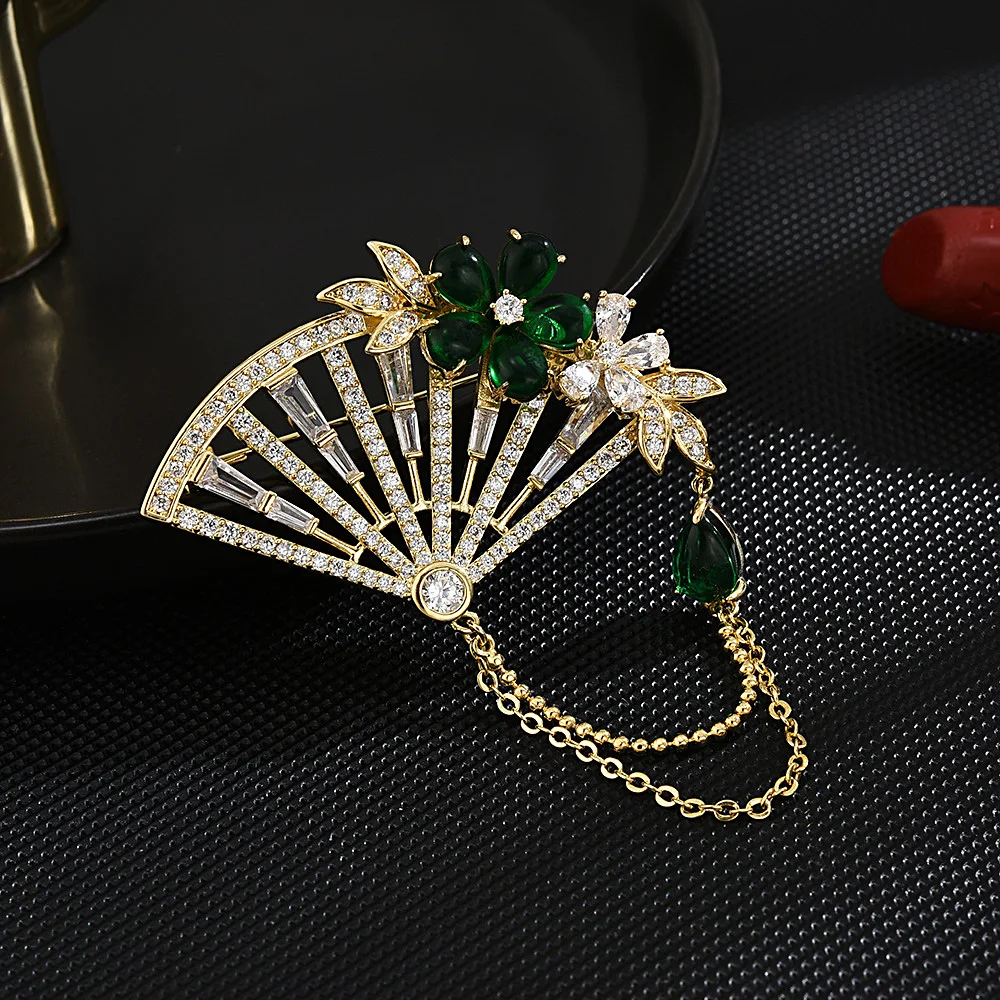 Vintage Fan Brooches for Women Green Crystal Flower Tassel Lapel Pins Women's Dress Accessories Jewelry Birthday Holiday Gifts