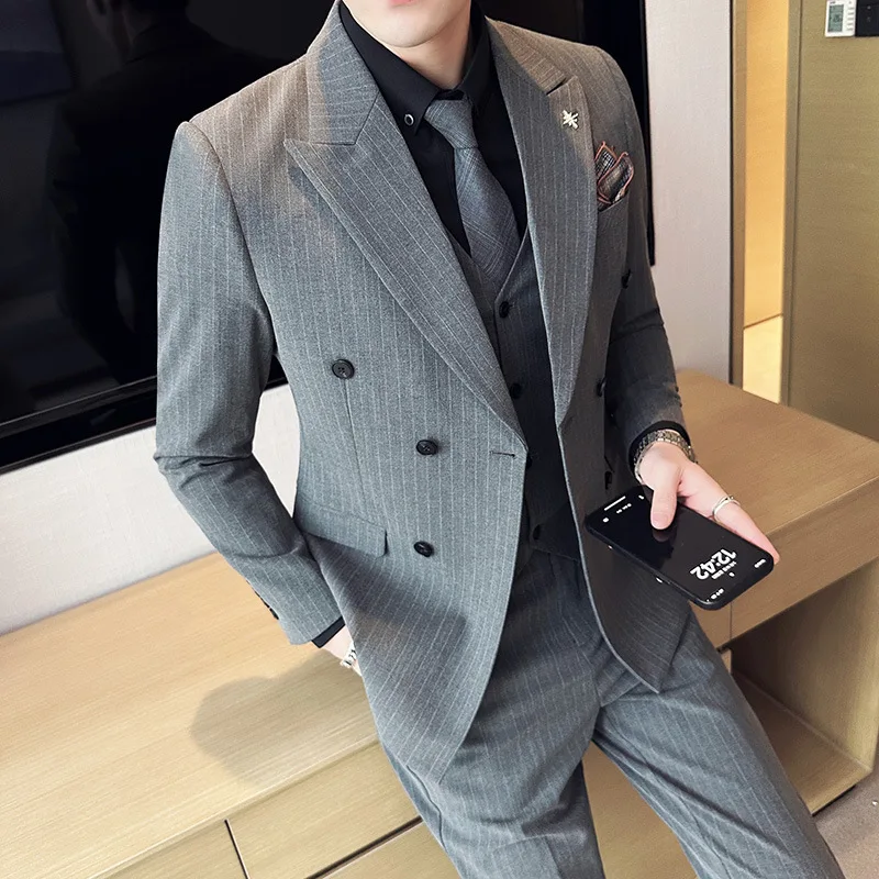 

2023 Autumn Handsome Man Striped Suit Three-Piece Casual Dress