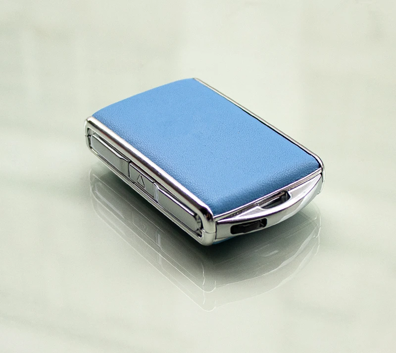 Рисунок 5 - Автомобильный кожаный брелок без