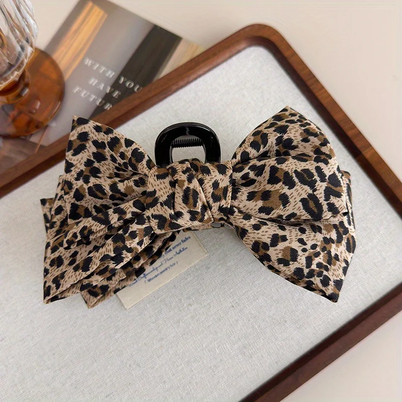 Schleifenclip mit Leopardenmuster: Neue Luxus-Haarspange für Hochsteckfrisur-Stile. Hai-Clip für die Rückseite des Kopfes. Herbst-/Winter-Haar-Accessoires – Detail 7