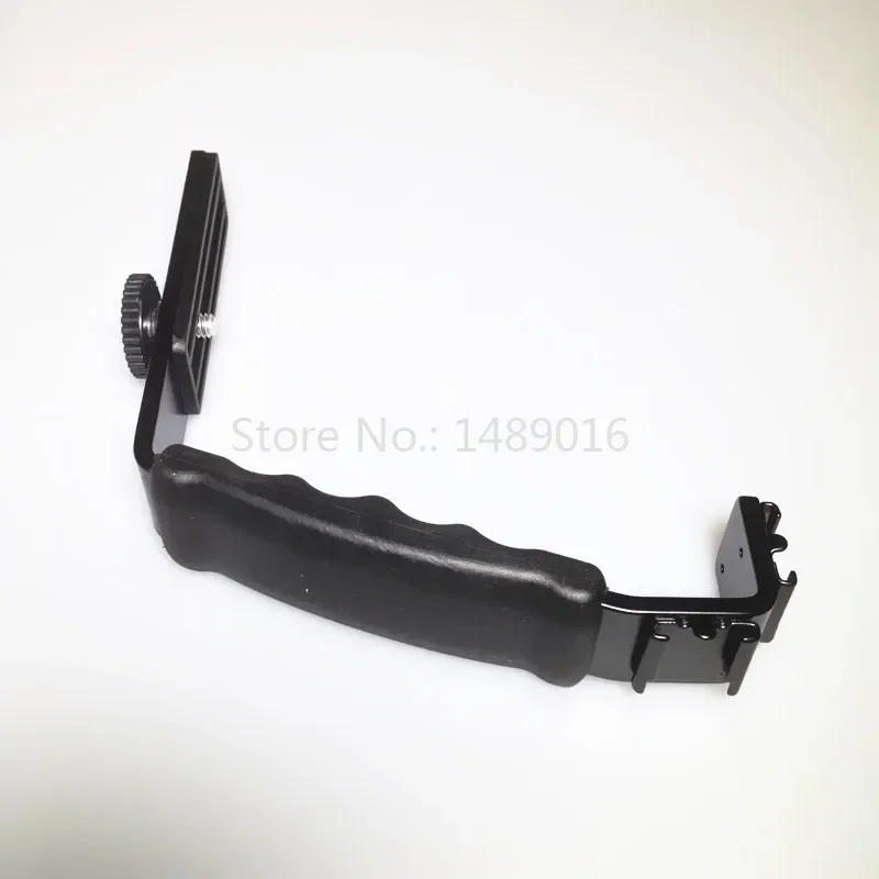Universal Camera Grip L Bracket with 2 Standard Hot Shoe Mounts Video Light Flash DSLR Holder Handheld and Light Stand Holder (2)