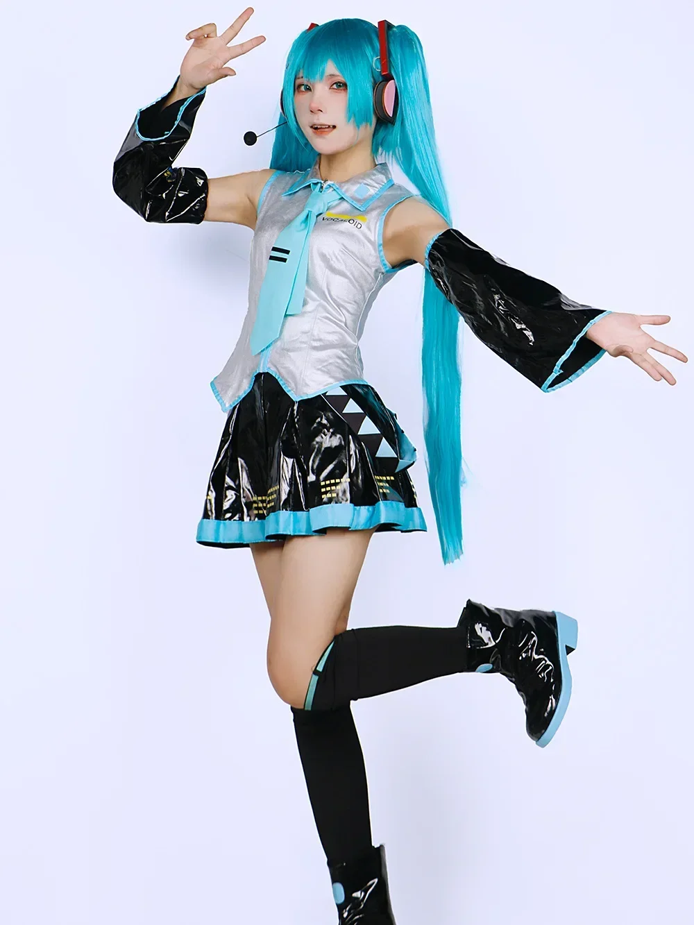 Hatsune Miku Silver Sailor Uniform Cosplay Costume for Women (Unofficial)