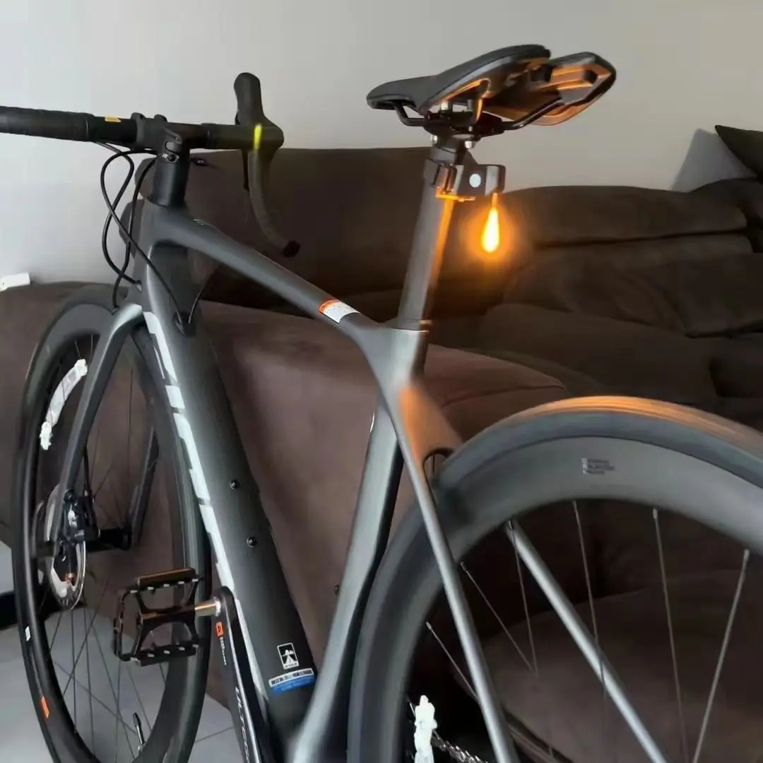Bicycle-lights-meteorsThe-warning-light-is-too-brightPrevent-rear-end ...