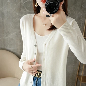New V-Neck Temperament Small Fragrant Wind Women Loose Sweater Sweater All Sweater Coat Special Offer Cardigan ZHI D035
