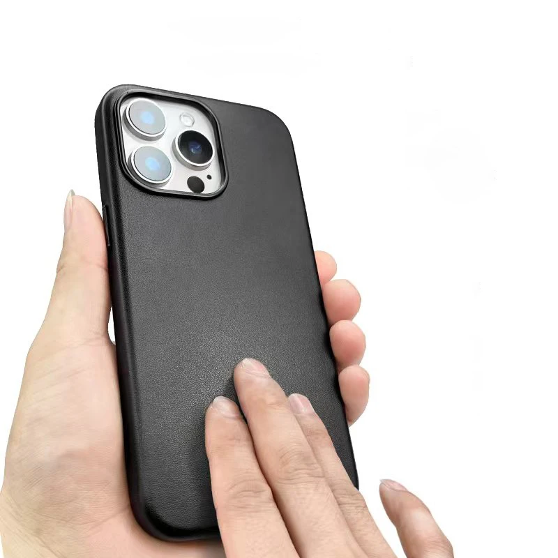 Sleek Black Matte Magnetic Phone Case with MagSafe Compatibility