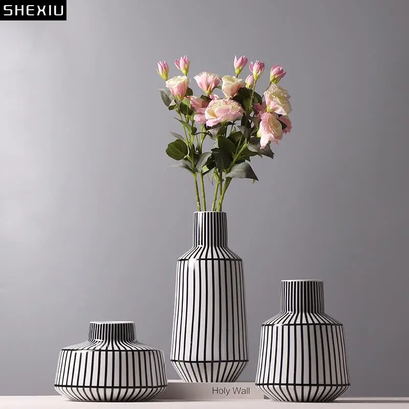 

Ceramic Vase Black and White Striped Geometric Flower Vase Flower Arrangement Hydroponic Living Room Furnishings Home Decoration