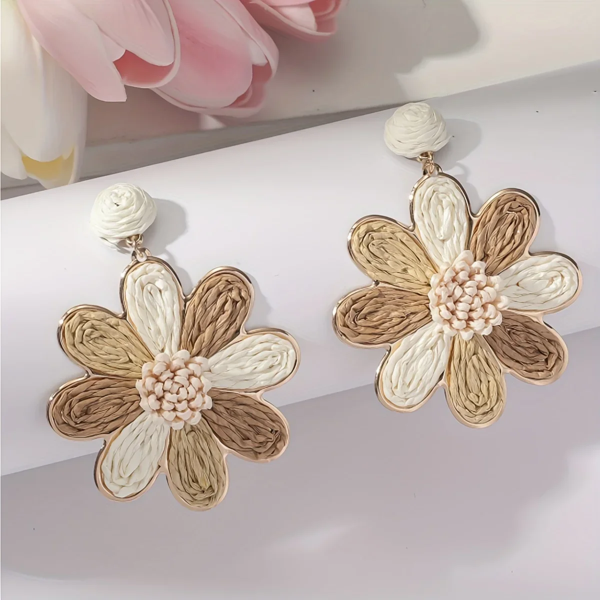 A Pair of Bohemian Lace Woven Flower Earrings, Stylish and Elegant Handmade Women's Earrings, Suitable for Vacation and Everyday