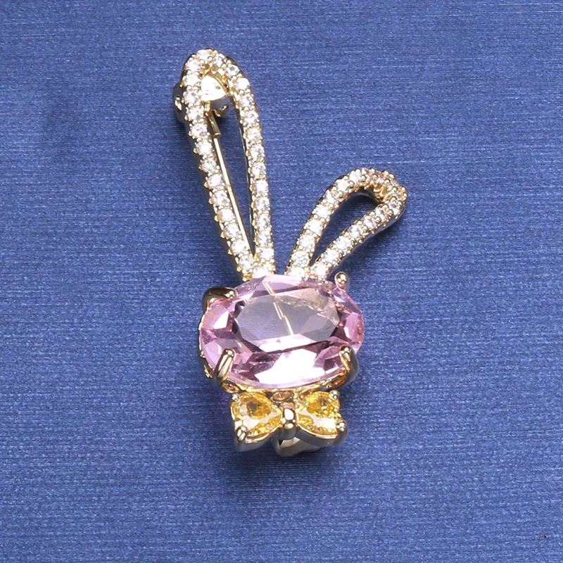 Blucome Cartoon Sweet Cute Inlaid Artificial Yellow and White Crystal Big-eared Rabbit Brooch Animal Small Pin