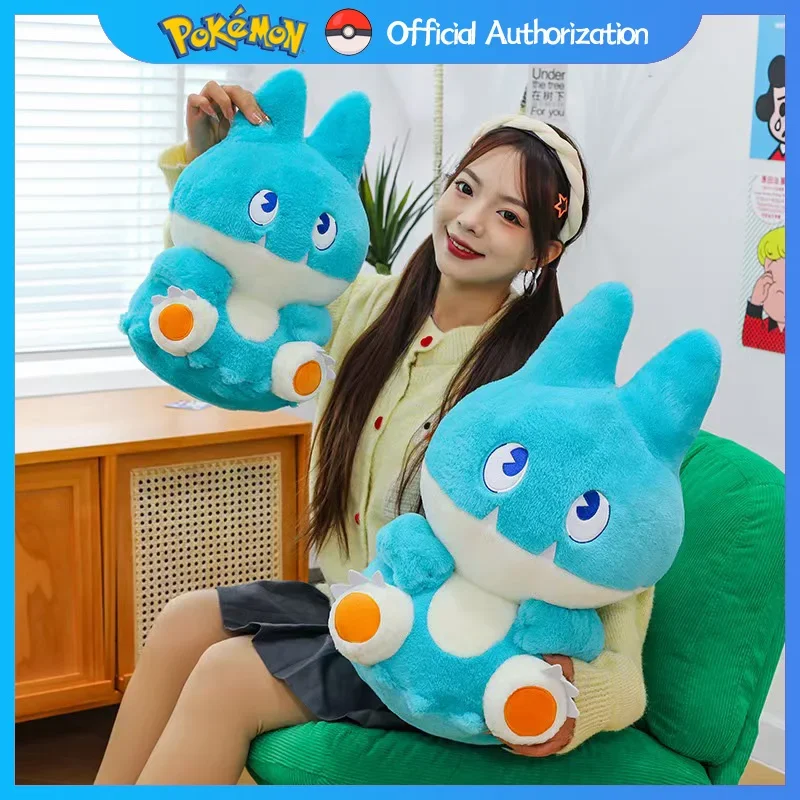 PACHMINUSONE x MONALEE 人形 Monamhee x Peaceminusone Daihee Plush Keyring Black Cat with Daisy