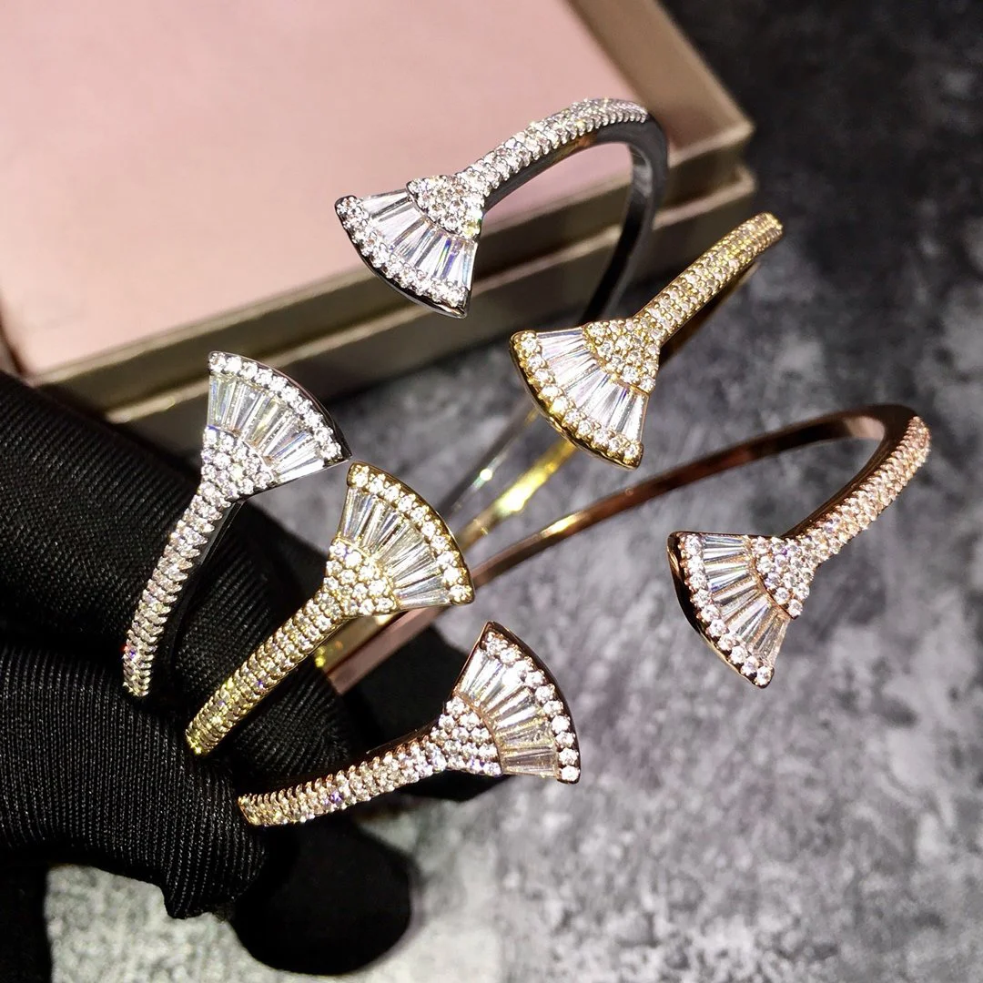 2022 Hot Trend Brand Fan Ladder Square Drill Small Skirt Open Bracelet Gold Rose Gold SilverEveryday Wear, Party, Birthday