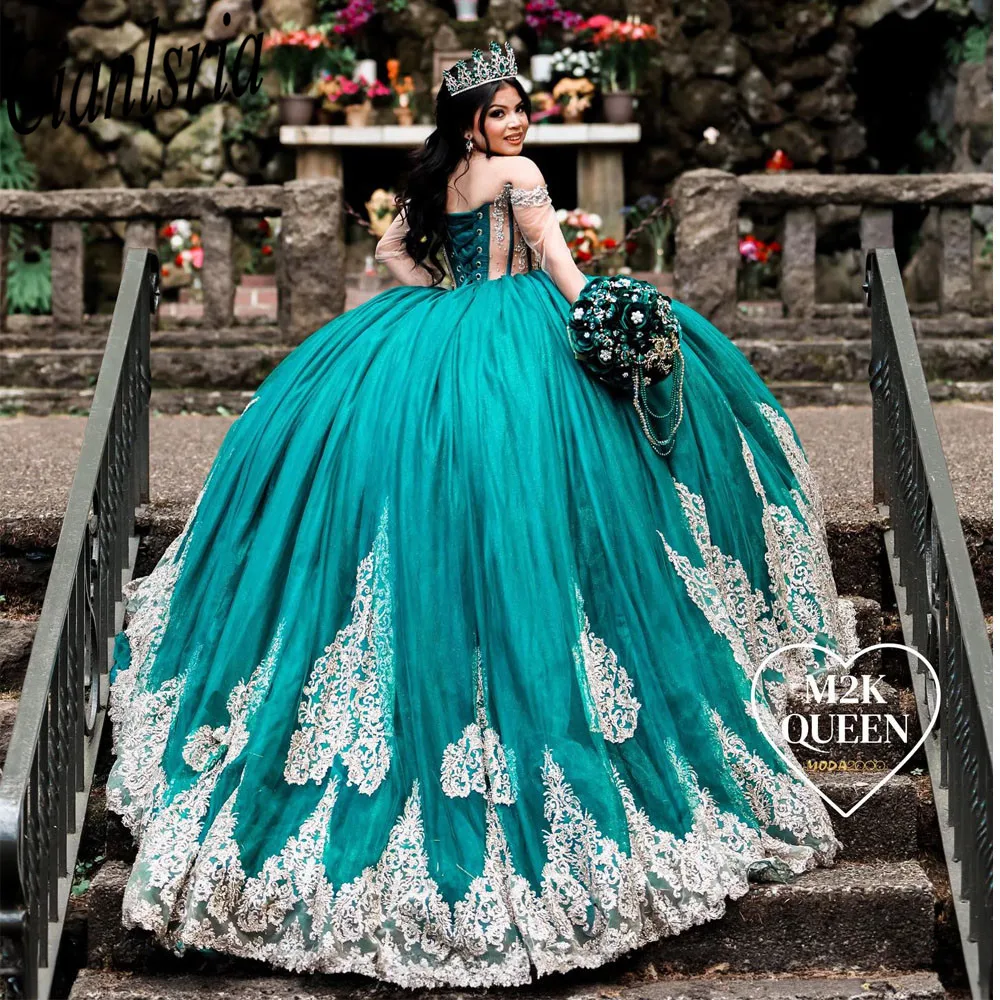 

Green Princess Quinceanera Dresses Off Shoulder Lace Appliques Crystal Ball Gown Sweet 16 Dresses Vestidos De 15 Años