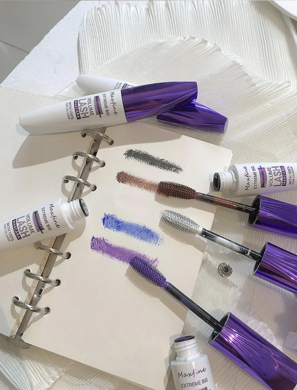 Mascara viola blu 5d waterproof allungante e incurvante_voghion.com