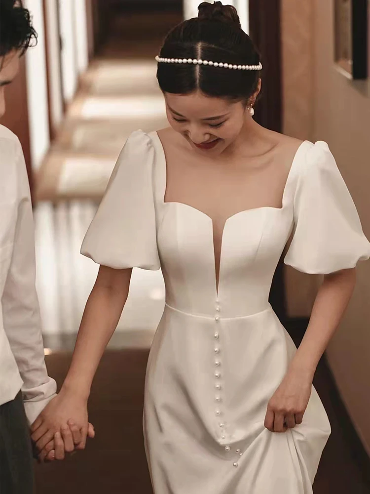 Satin Wedding Gown A-Line Sweetheart Puff Sleeve Wedding Dress Ruched  ウデングドレス Sweep Train Lace-Up  Simple Bride robe de mariée