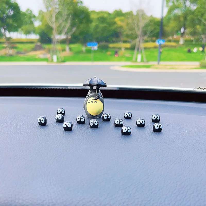 Bobblehead de piña para coche: bonita decoración de salpicadero en Bobblehead de piña para coche: bonita decoración de salpicadero en