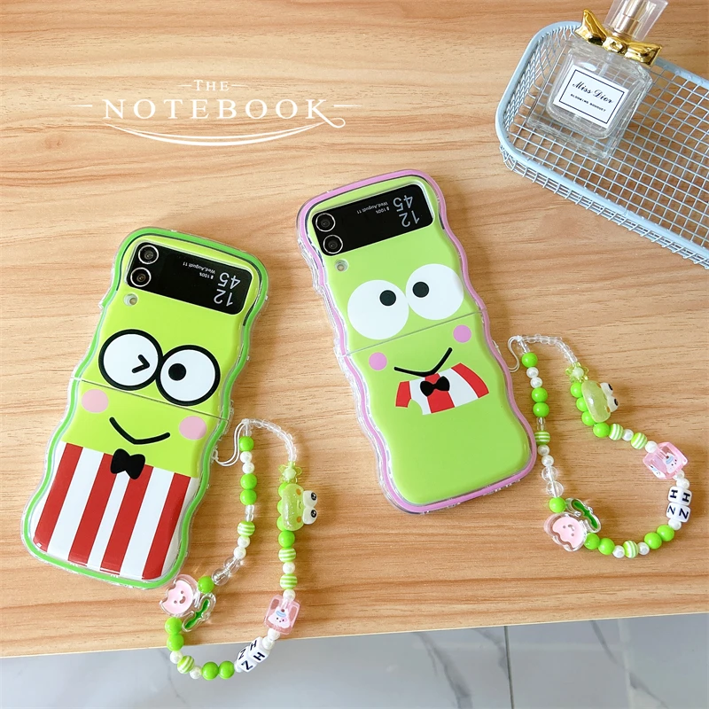 

Big Eyed Frog with Bracelet Wristband Chain Soft Gel Shockproof Phone Case For Samsung Galaxy Z Flip 3 / 4 / 5 6 Back Cover