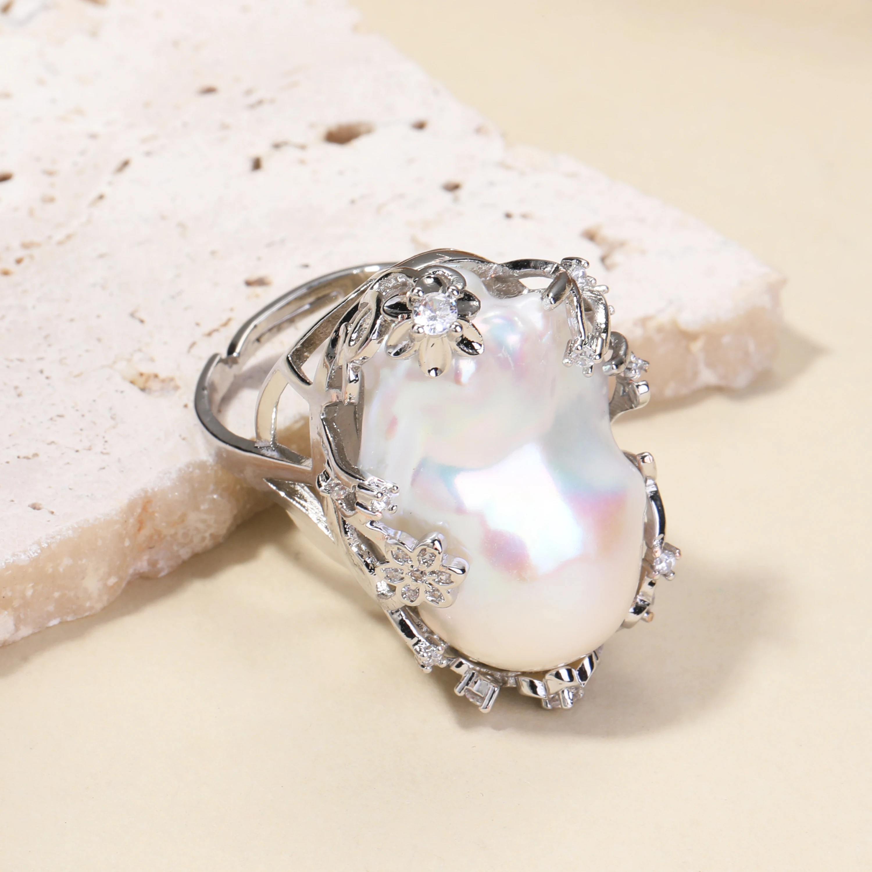 Natürlicher Barock-Perlenring Verstellbar Warme Töne Transparente Farbenfrohe Unregelmäßige Süßwasserperlen Damen-Modeschmuck