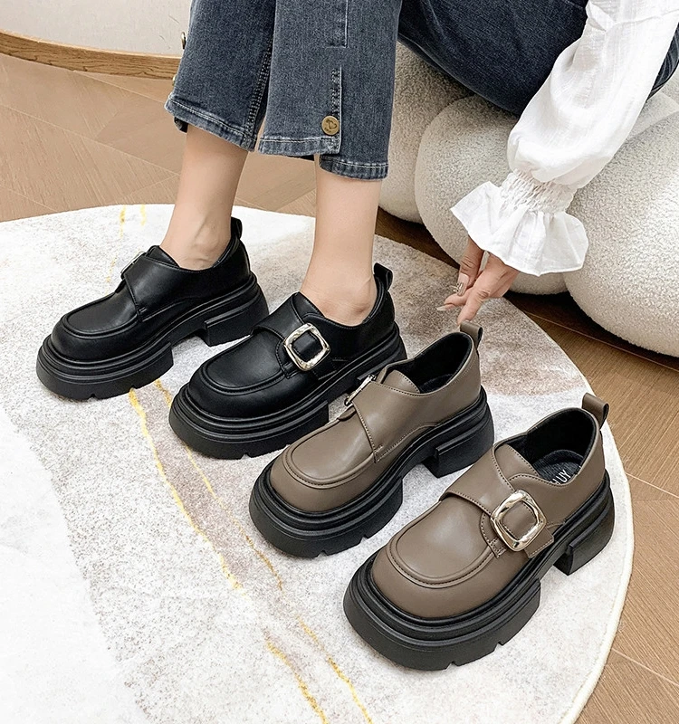 

Женские кроссовки на толстой подошве, на шнуровке, 3 см