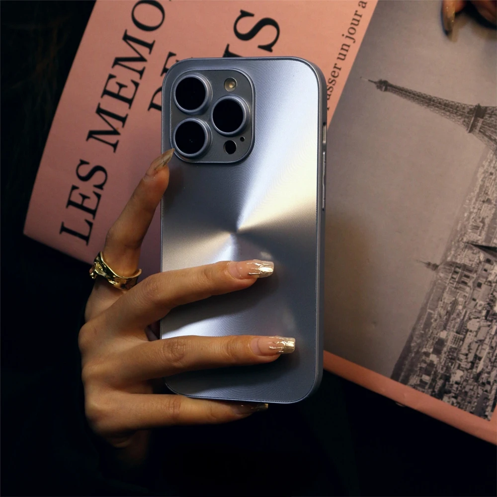Luxury Bling Aurora Pattern Shockproof Phone Case with Soft Bumper and Matte Finish