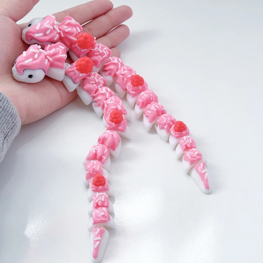 Serpente Dessert Snodabile 3D - serpentino dei dolci rosa con zuccherini e lamponi 7 Serpente Dessert Snodabile 3D - serpentino dei dolci rosa con zuccherini e lamponi - immagine 3