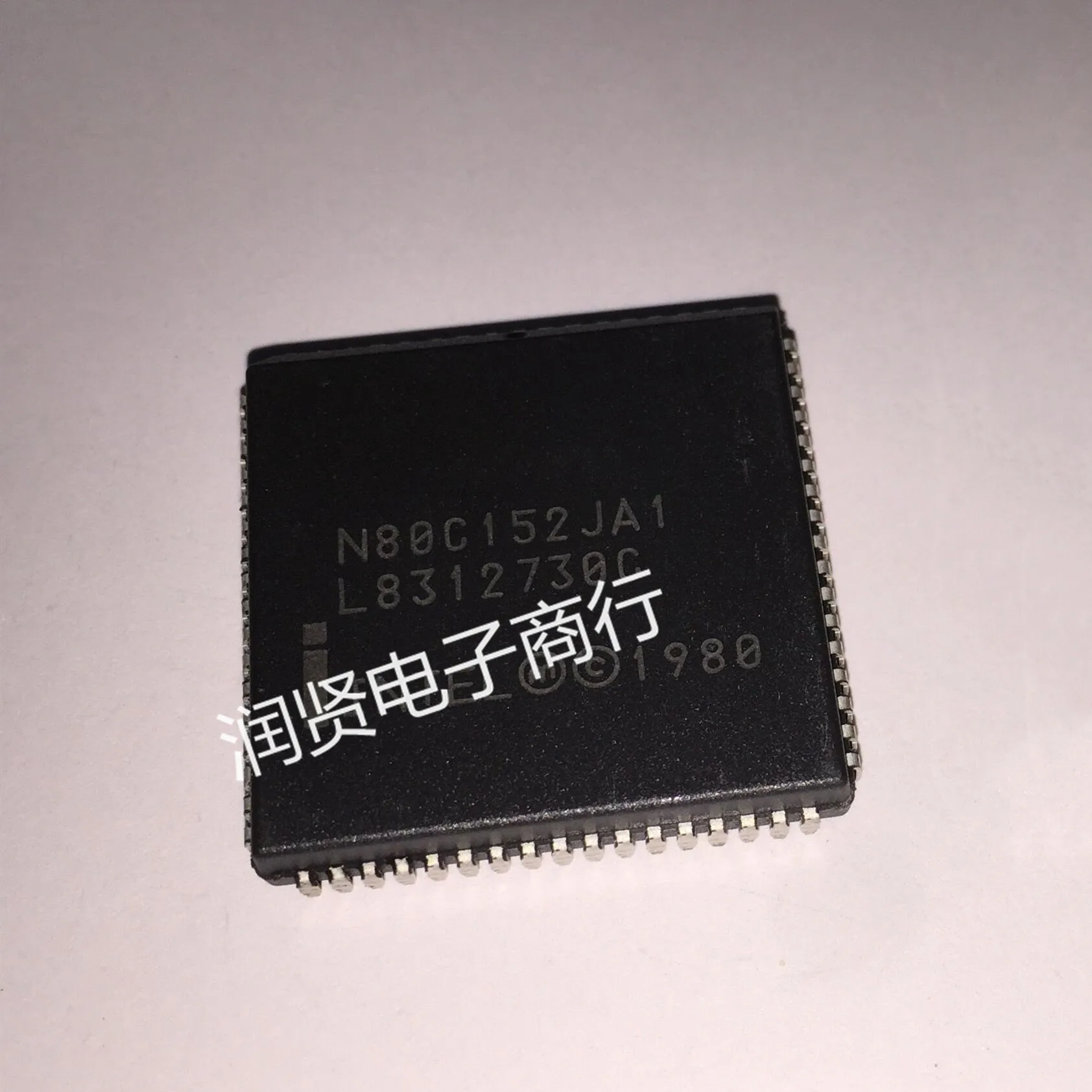 

1 шт., новая модель товара N80C152JA1 N80C152JA PLCC68