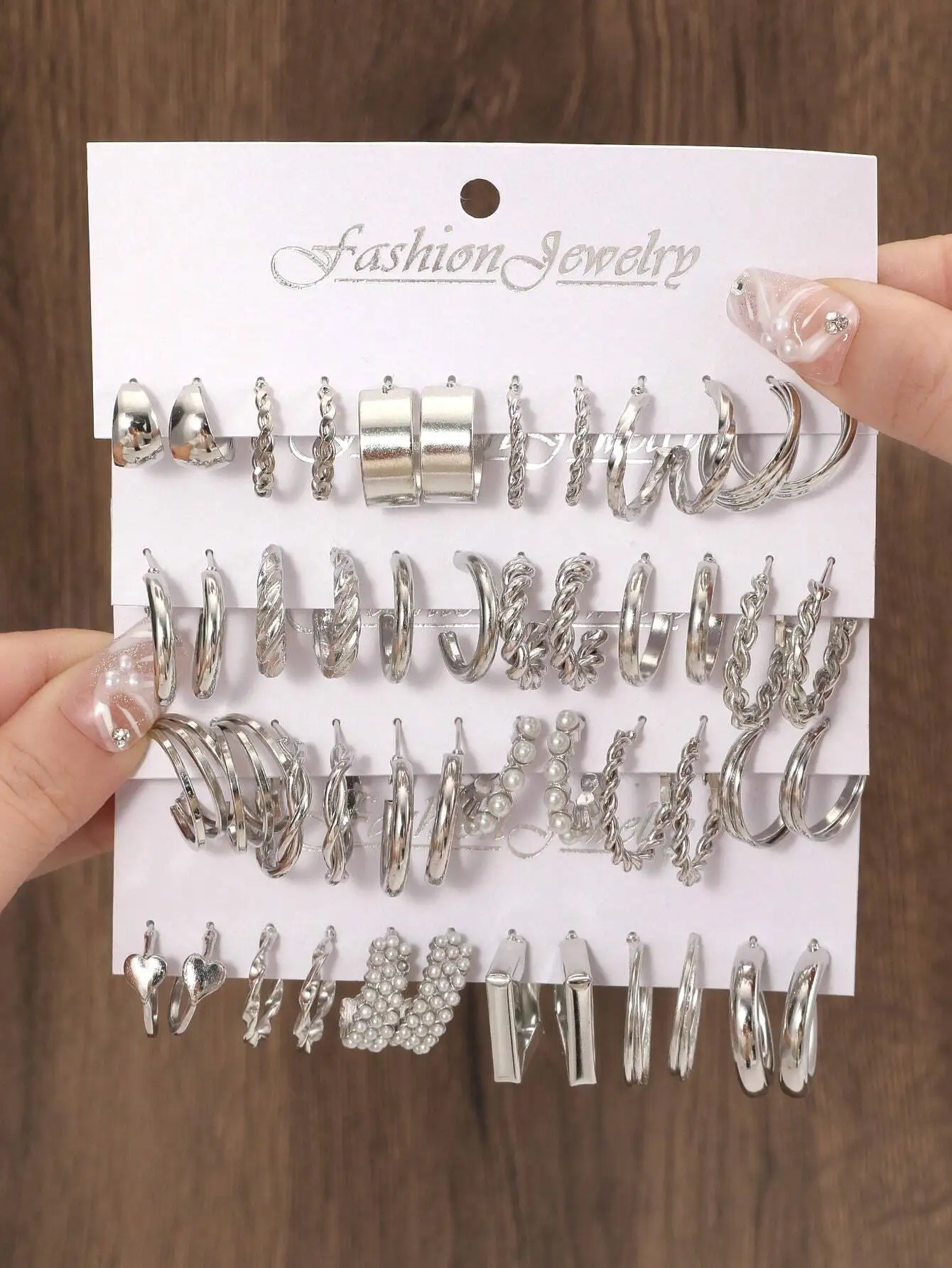 48pairs/Set Glamorous Faux Pearl Decor Twist Hoop Earrings For Gift