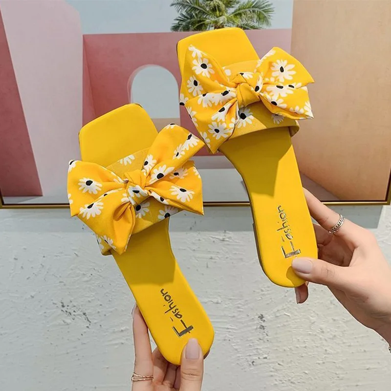 

Women's Summer Shoes Flowers Bow-knot Ladies Slippers Sweet Girls Fashion Square Toe Slides Summer 2022 Female Casual Sandals